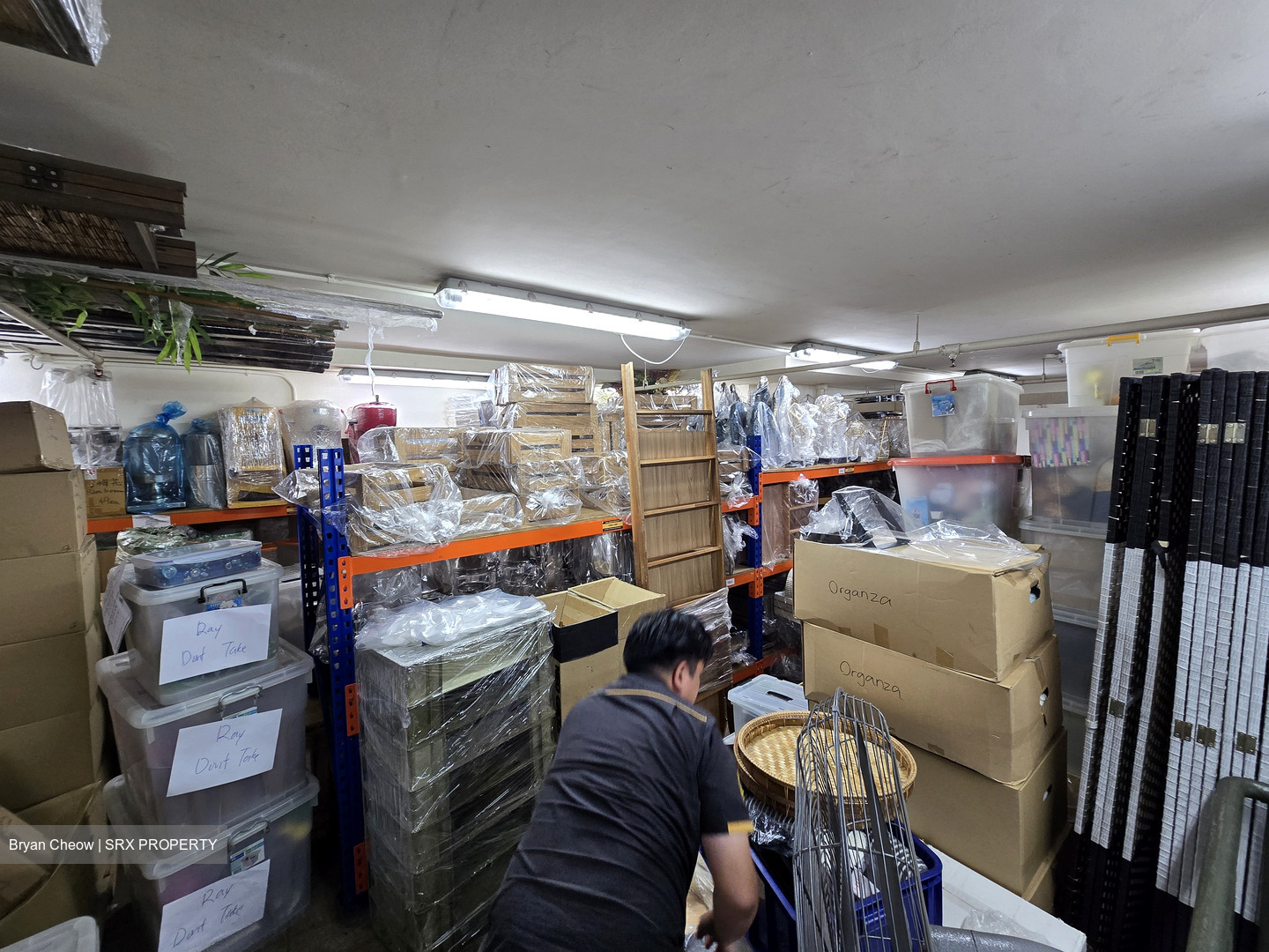 Enterprise One (D14), Warehouse #557012811
